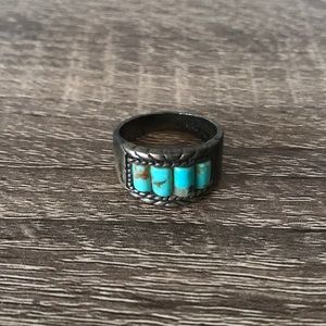 Vintage turquoise ring